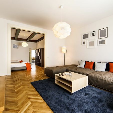 Aplend City Hviezdoslavovo Namestie Bratislava Exterior foto